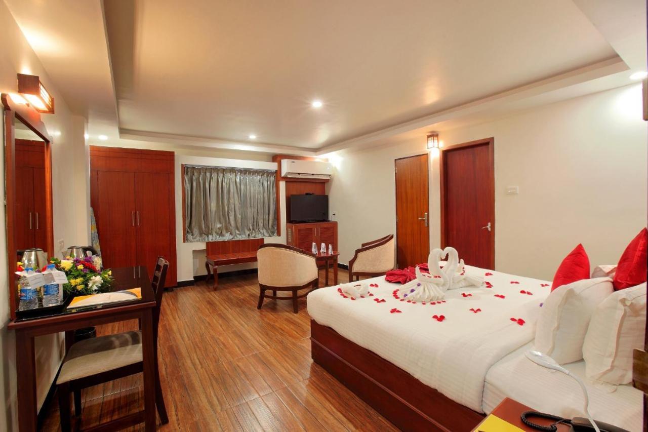 Sreevalsam Residency Kulanada 호텔 Tāmarakulam 외부 사진
