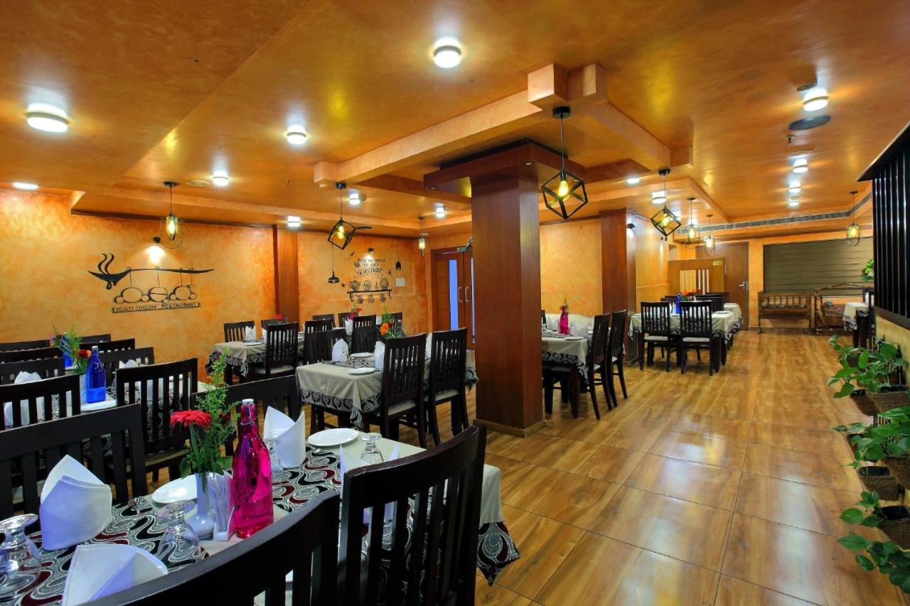 Sreevalsam Residency Kulanada 호텔 Tāmarakulam 외부 사진