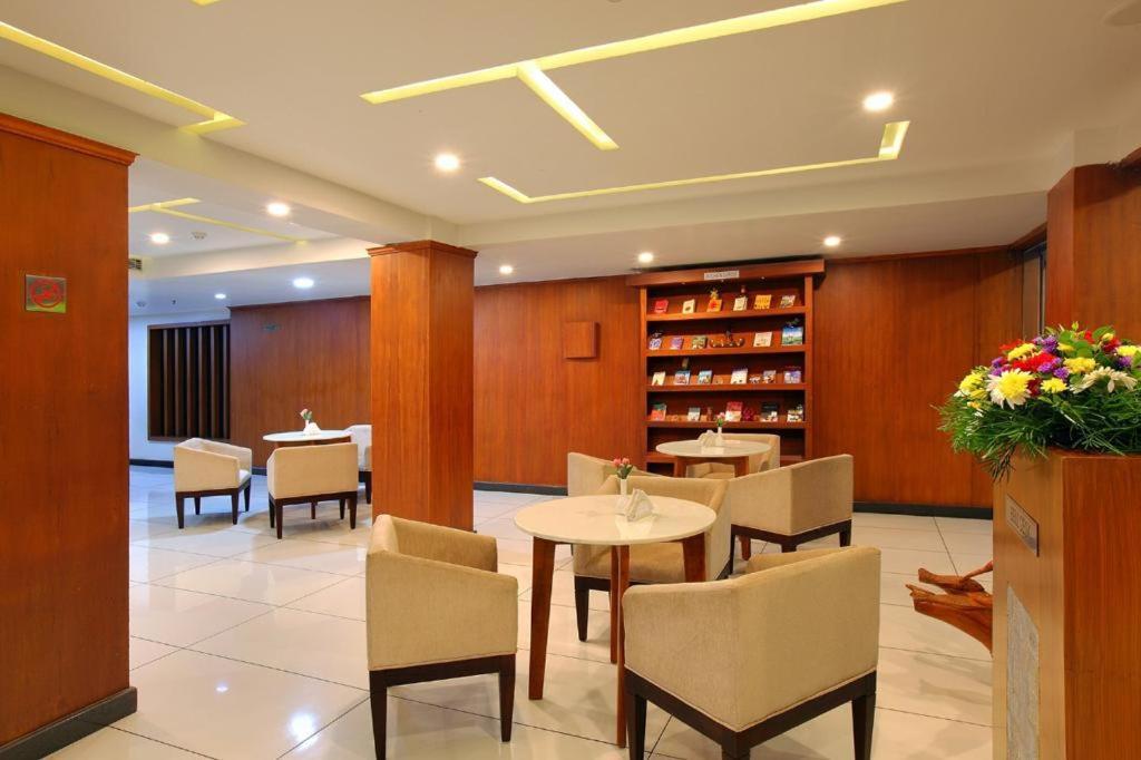 Sreevalsam Residency Kulanada 호텔 Tāmarakulam 외부 사진
