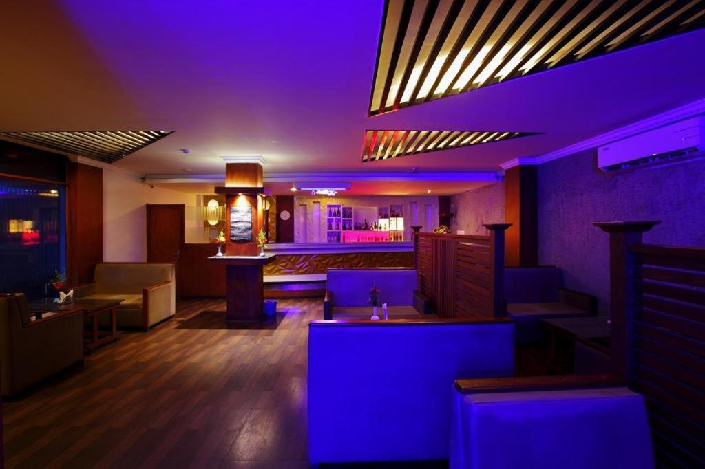 Sreevalsam Residency Kulanada 호텔 Tāmarakulam 외부 사진